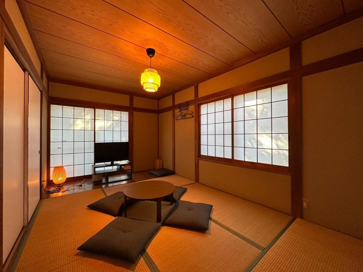 House Apartment *